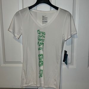 White vnexm, shirtsleeve, lightweight, green lettering